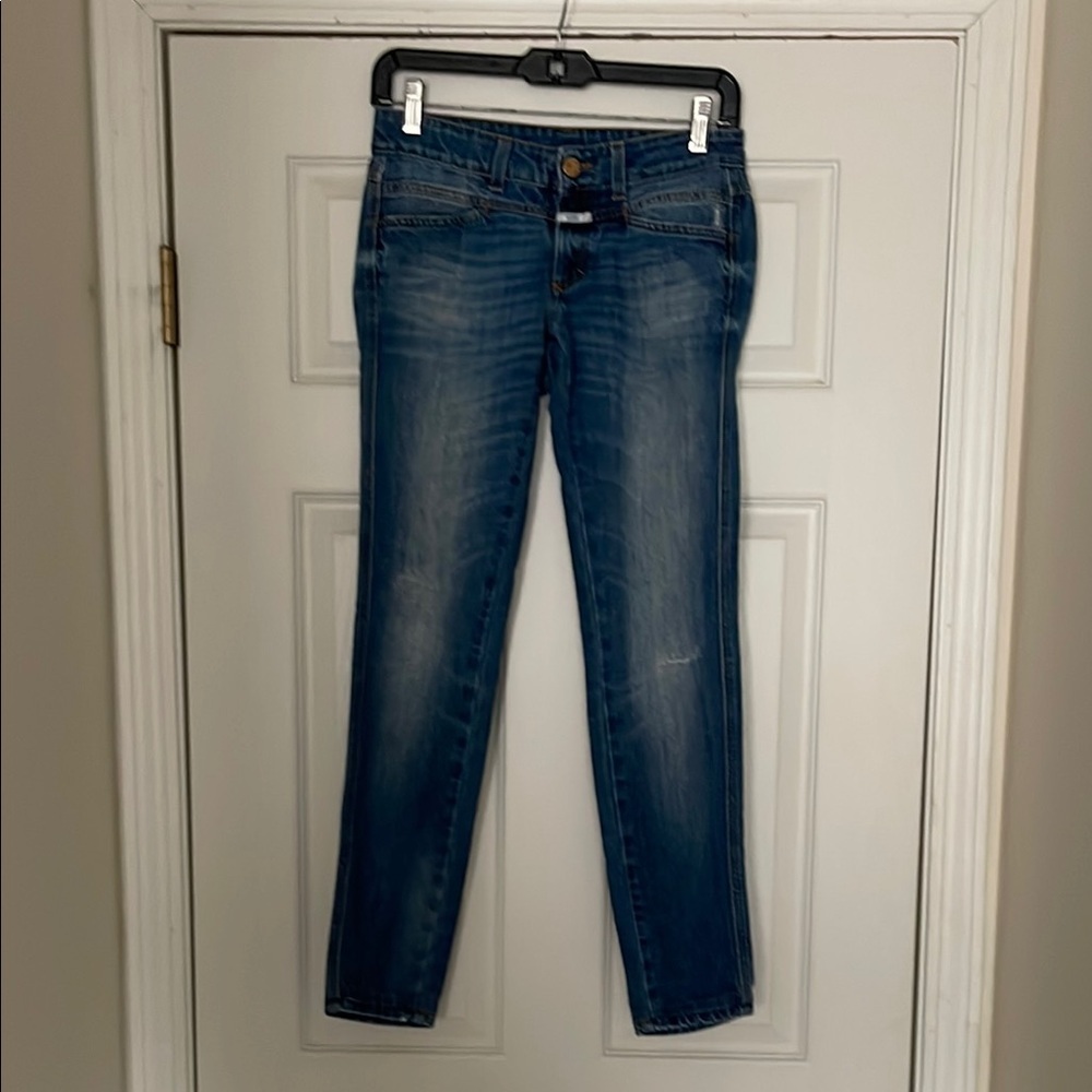 CLOSED - Classic Blue Women's Jeans - size 25